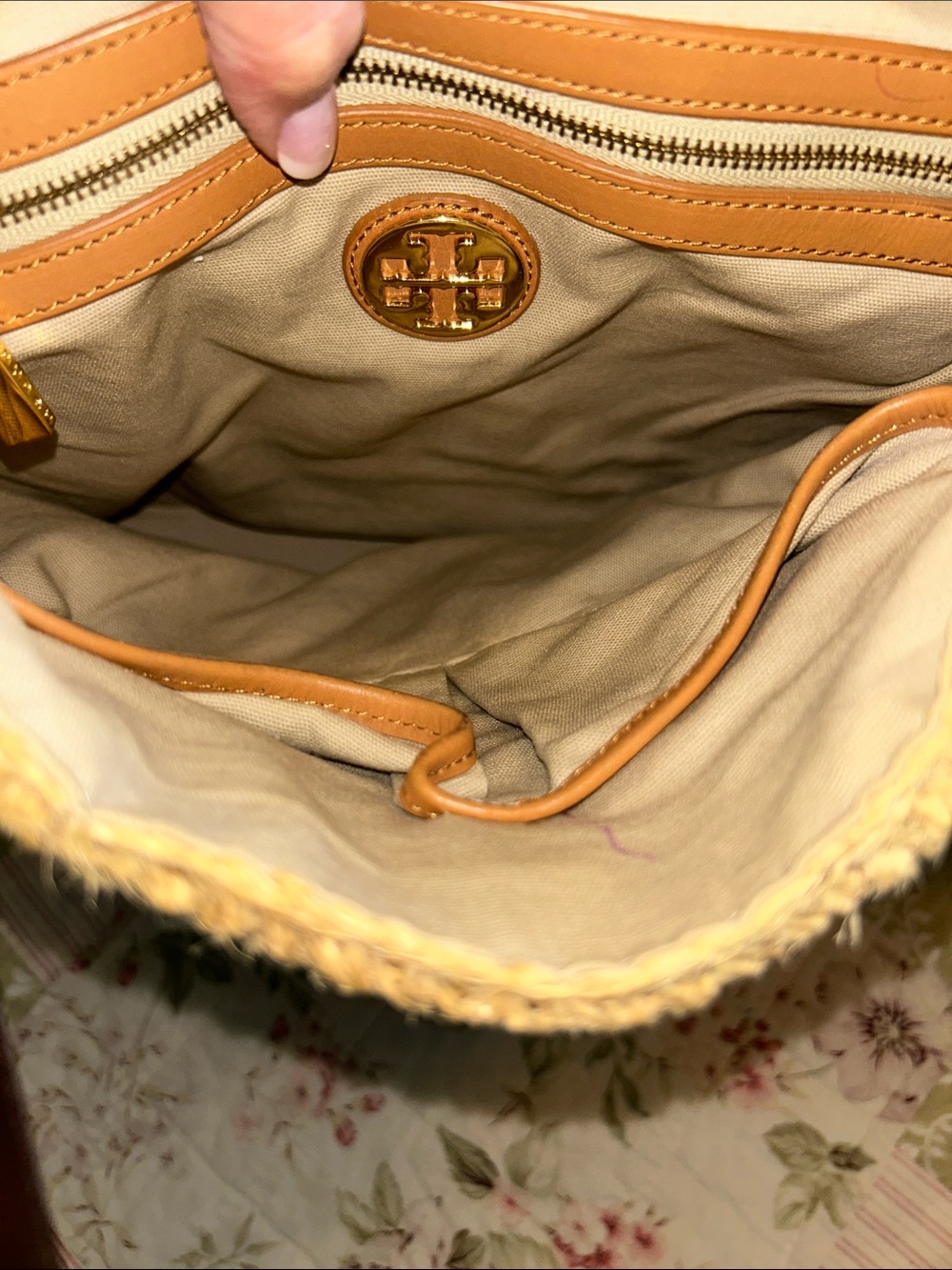 Tory Burch Crochet Patchwork Shoulder Bag in Natural with Pink & Orange Accents - Picture 6 of 15